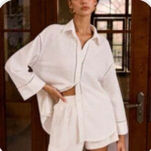 NWT Commense Textured White Button Down Shirt